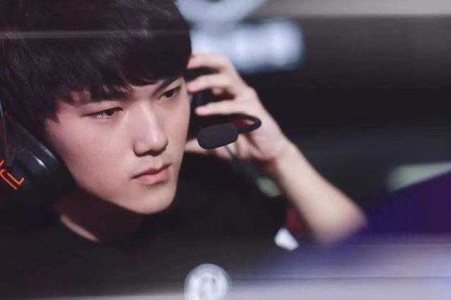 TES胜者群访 主教练：队伍BP不出问题，是能赢下所有队伍的